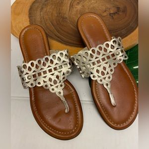 Liz Claiborne Brushed Gold Laser Cut Thongs